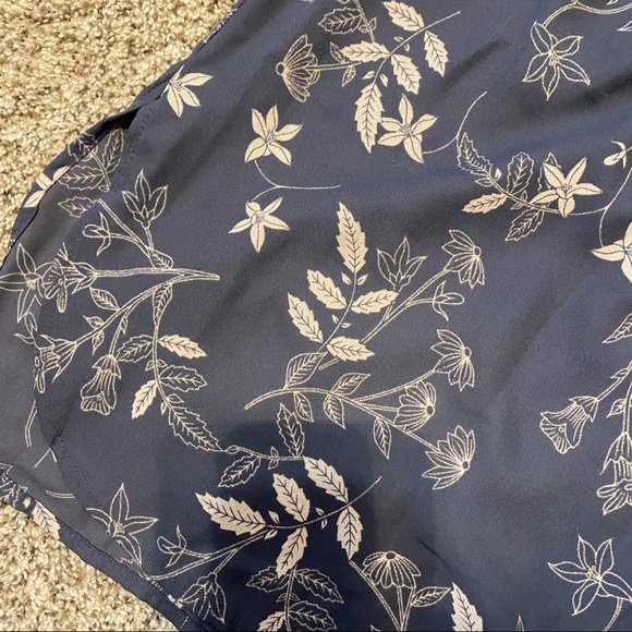 ❌ [SOLD] Lauren Conrad | Floral Peasant 3/4 Sleeve Blouse | Blue - Picture 8 of 8